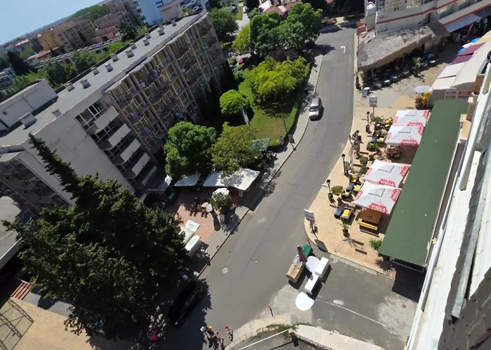 Apartment Miramar Palace